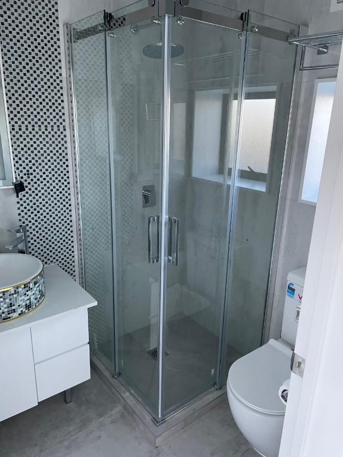 Krishna Motel - Newly Built In Papakura Auckland Bagian luar foto
